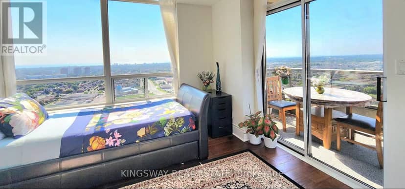 3009 - 3880 Duke Of York Boulevard — photo 18 of 38