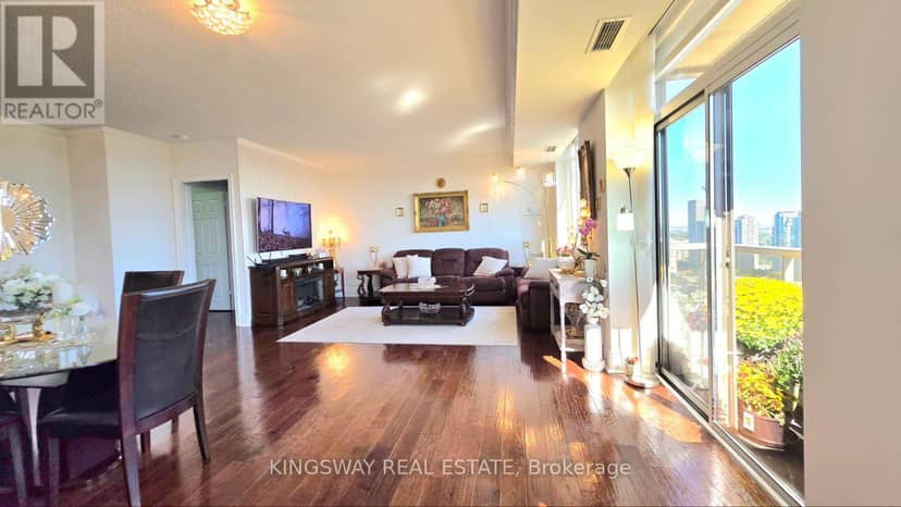 3009 - 3880 Duke Of York Boulevard — photo 6 of 38