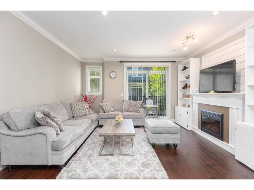 64 6383 140 STREET, Surrey, photo 2