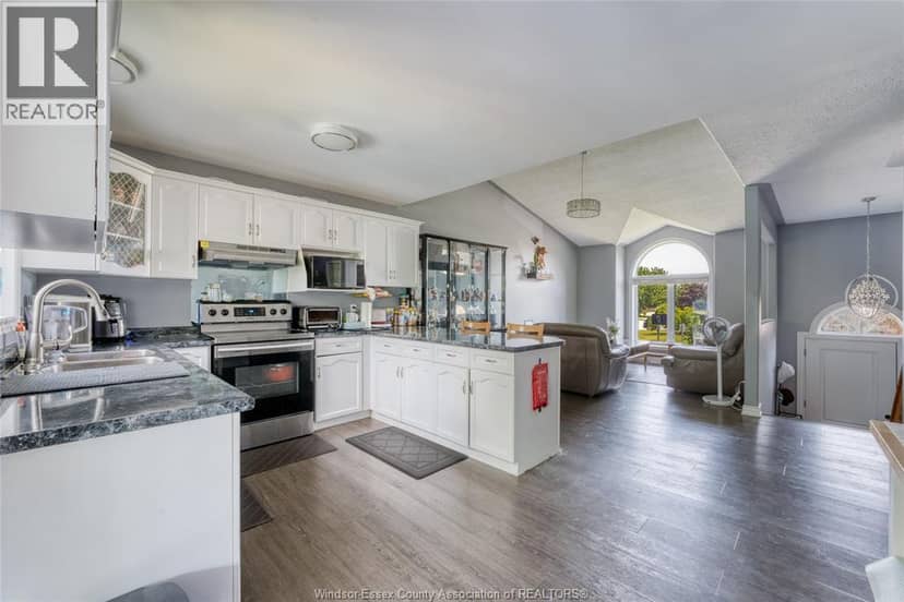 24 Briarwood — photo 13 of 40