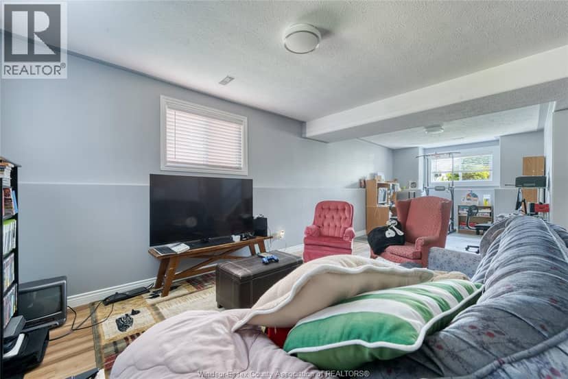 24 Briarwood — photo 23 of 40