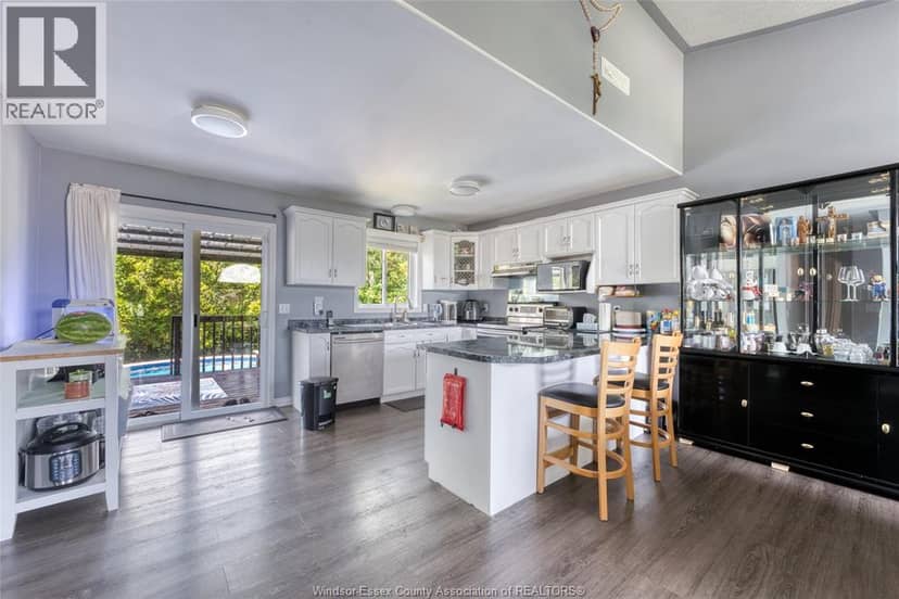 24 Briarwood — photo 9 of 40