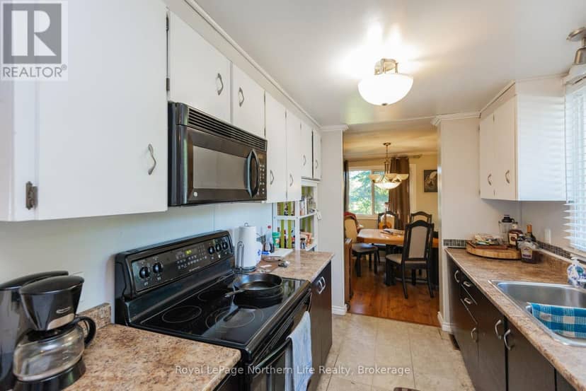 3 David Court — photo 11 of 40