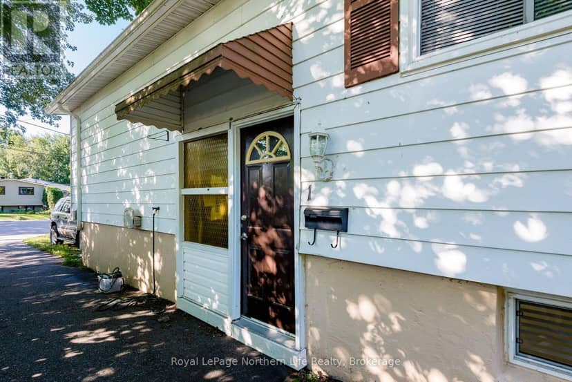 3 David Court — photo 3 of 40