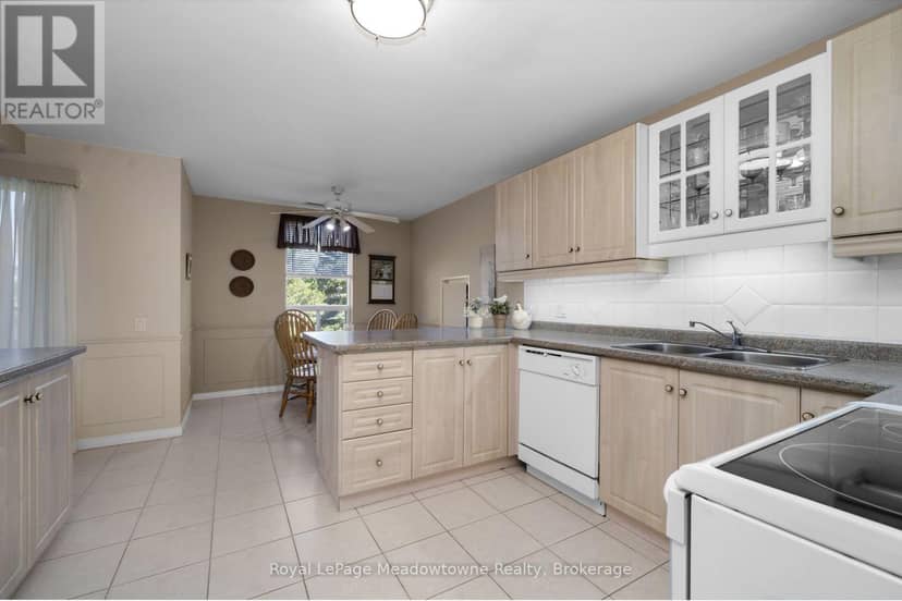 210 - 2075 Amherst Heights Drive — photo 19 of 40