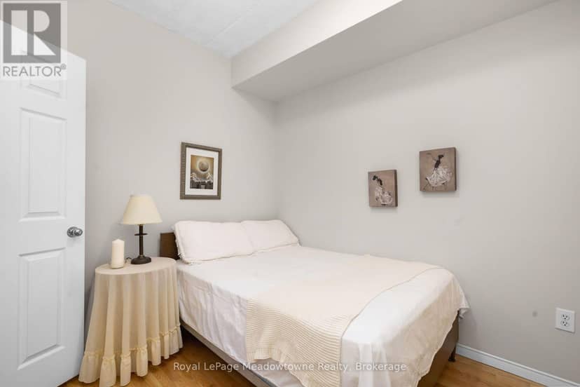 210 - 2075 Amherst Heights Drive — photo 30 of 40