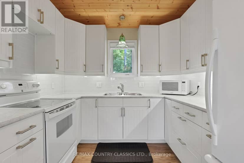 27241 Highway 28 S, Highlands East, photo 4