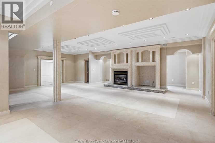 7348 Howard — photo 31 of 40