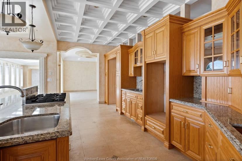 7348 Howard — photo 20 of 40