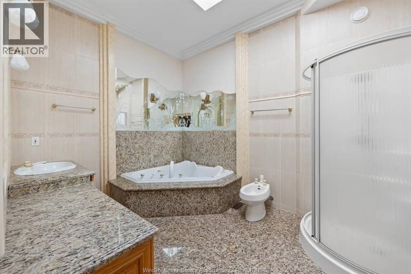 7348 Howard — photo 28 of 40