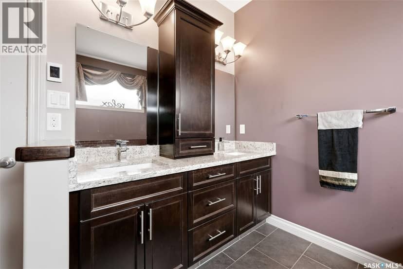 4127 Chuka DRIVE — photo 21 of 40