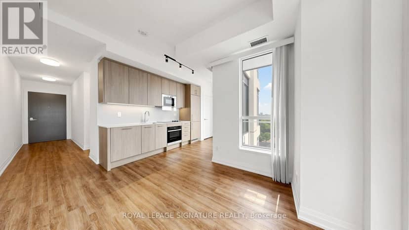 1005 - 286 Main Street — photo 11 of 40