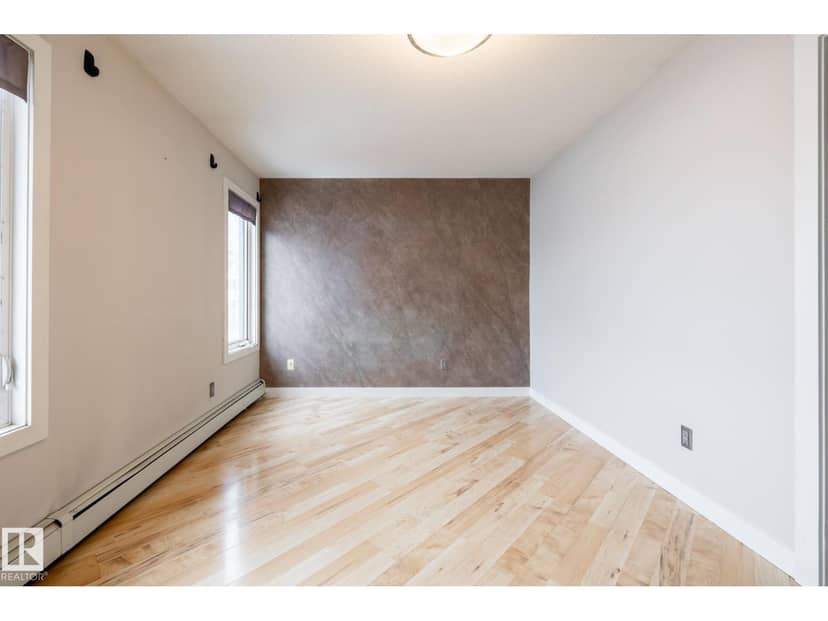 #304 9336 Jasper Av NW — photo 24 of 40