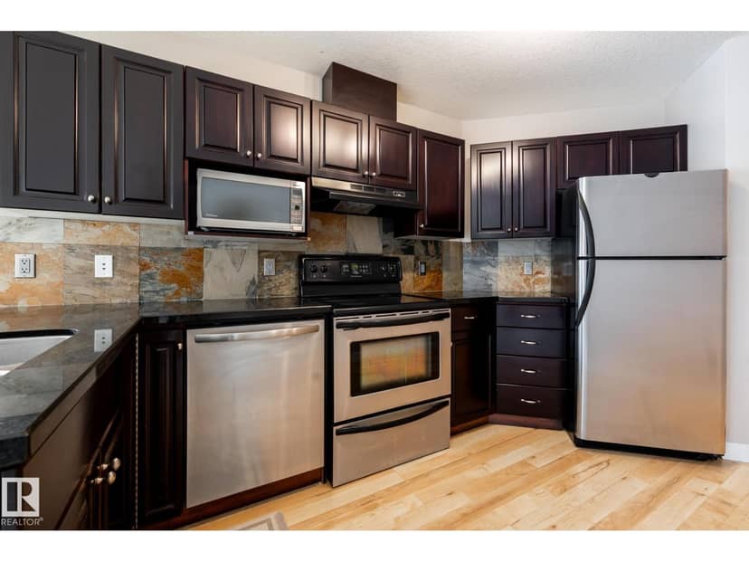 #304 9336 Jasper Av NW — photo 11 of 40
