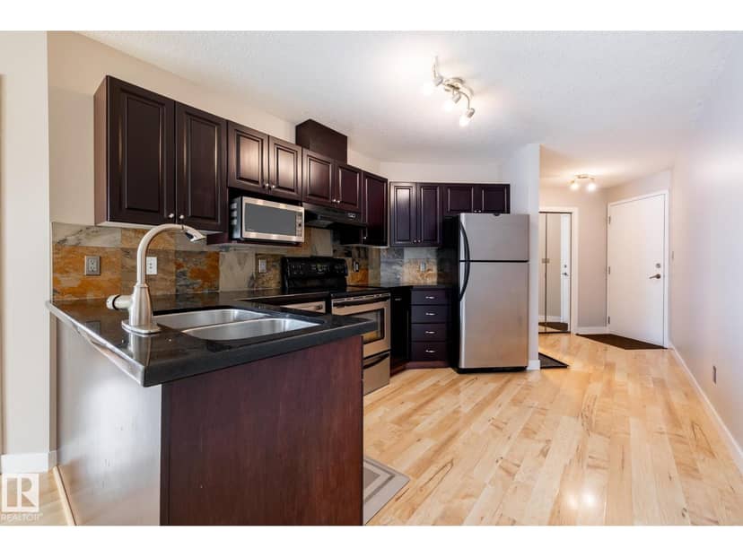 #304 9336 Jasper Av NW — photo 12 of 40