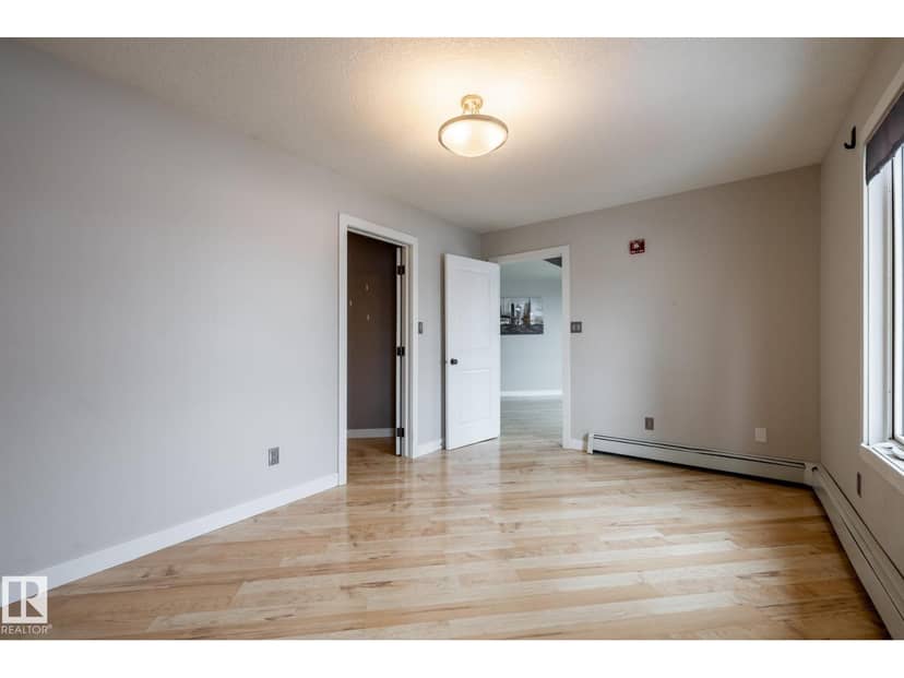 #304 9336 Jasper Av NW — photo 33 of 40