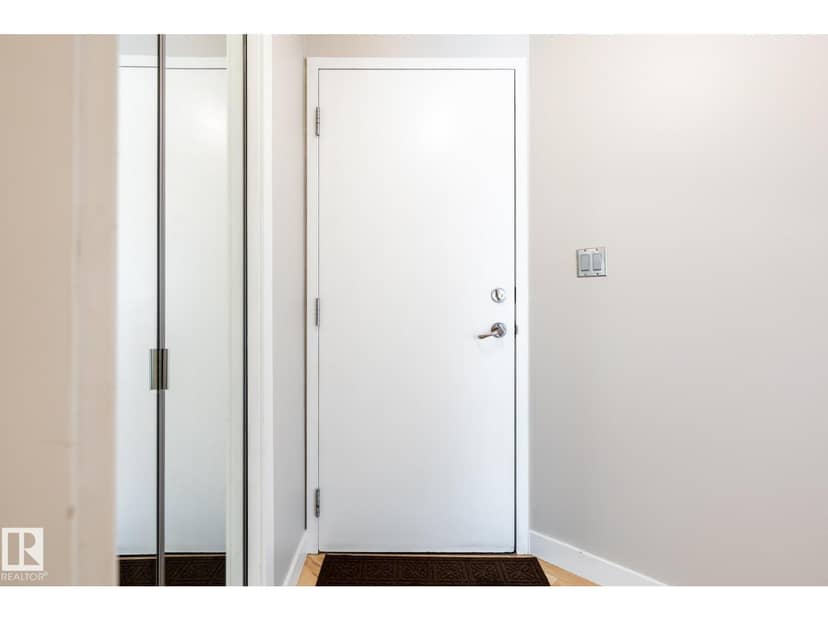 #304 9336 Jasper Av NW — photo 37 of 40