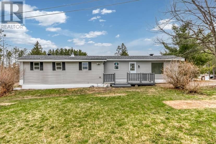 7121 Highway 17 Unit# 30, Whitefish, photo 3