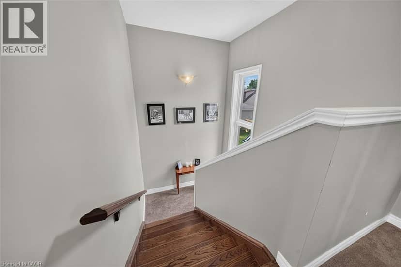 17 GRANTHAM Avenue S — photo 22 of 40