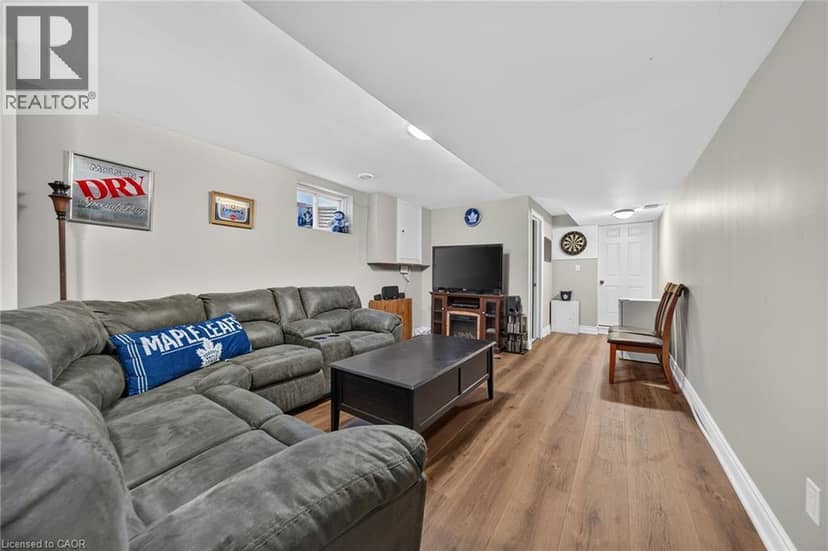 17 GRANTHAM Avenue S — photo 39 of 40