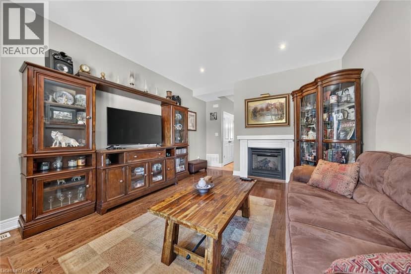 17 GRANTHAM Avenue S — photo 7 of 40