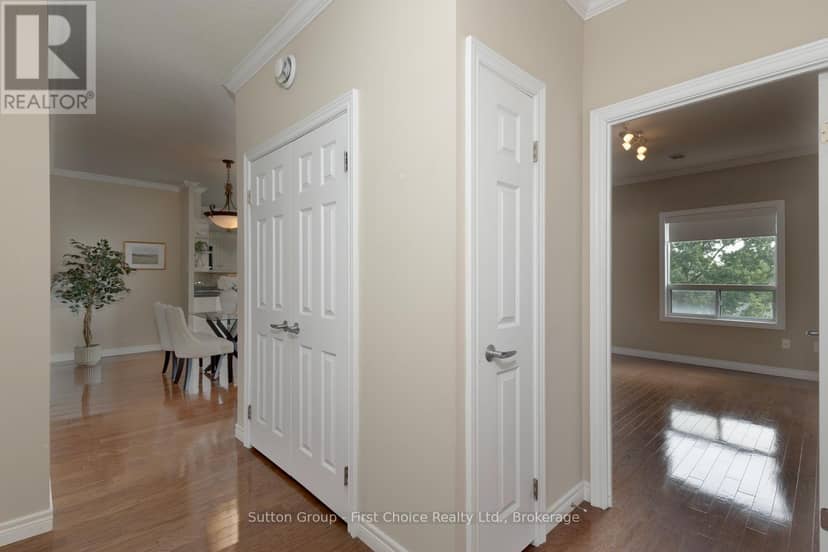 504 - 160 Romeo Street — photo 8 of 40