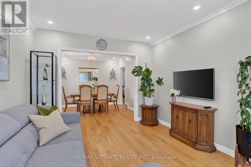 11 Midholm Drive — photo 9 of 40