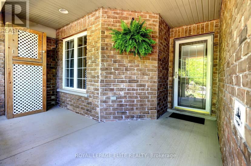 118 Lynch Circle — photo 3 of 33