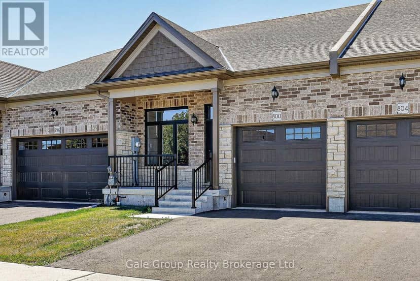 804 Garden Court Crescent — photo 3 of 40