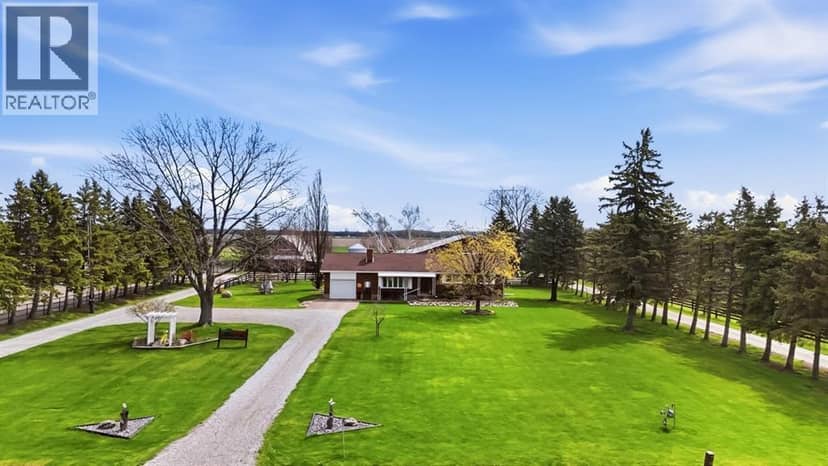4076 Kimball Road, St. Clair