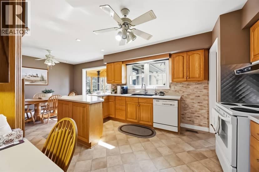 4076 Kimball Road — photo 10 of 40