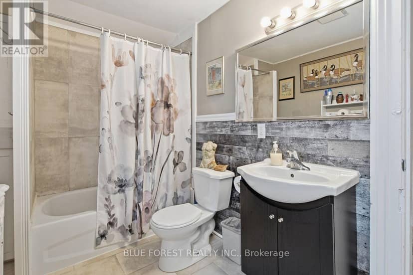 21 Isabel Street — photo 18 of 36
