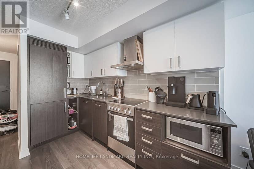 1206 - 125 Redpath Avenue — photo 15 of 40