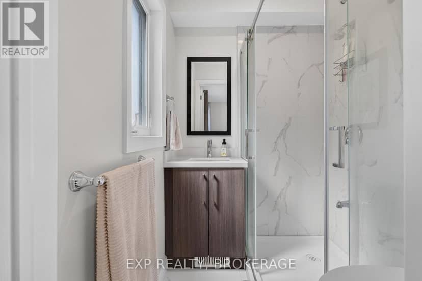 646 Portsmouth Avenue — photo 18 of 40