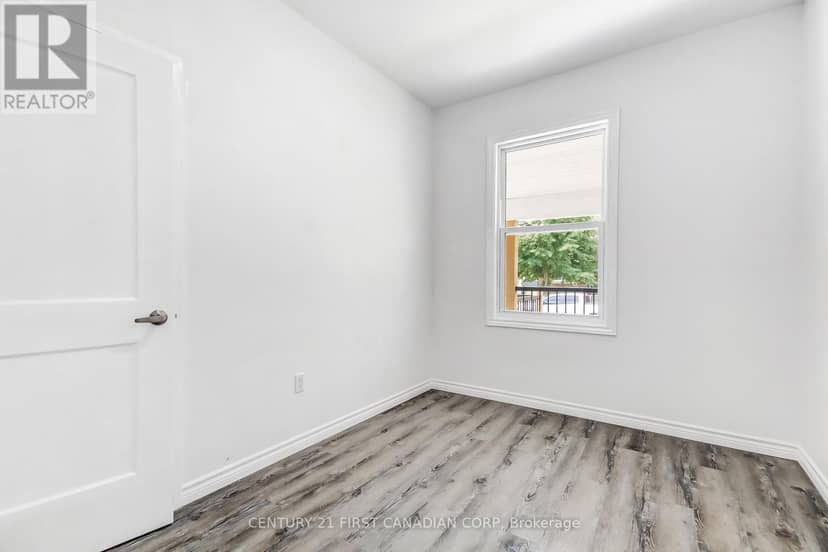 76 Chestnut Street — photo 12 of 26