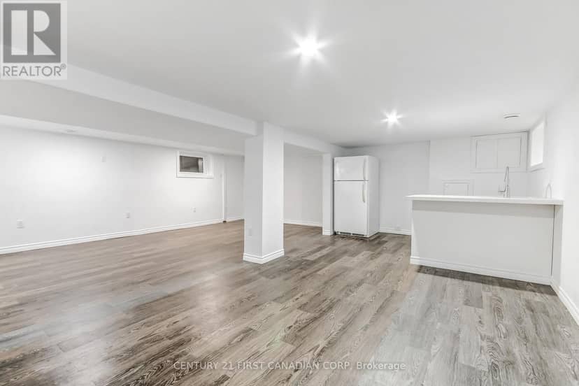 76 Chestnut Street — photo 17 of 26