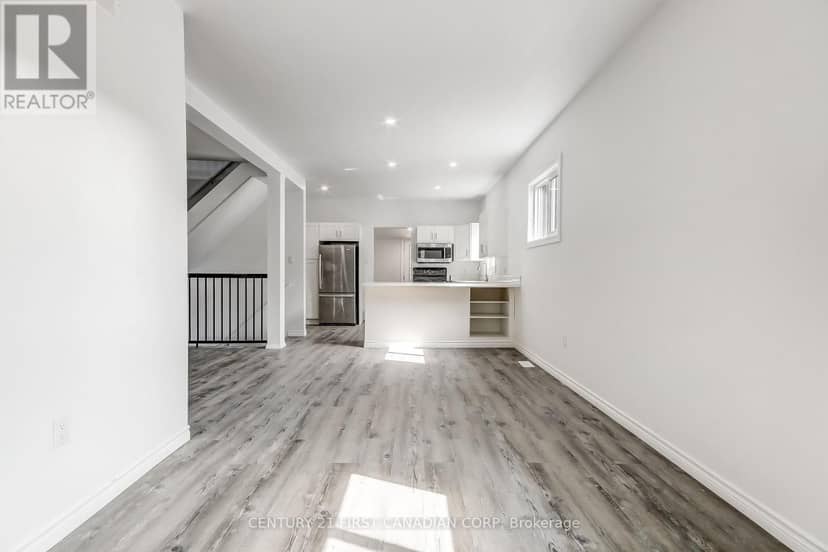 76 Chestnut Street — photo 4 of 26