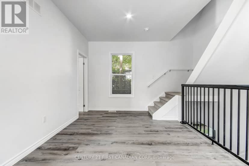 76 Chestnut Street — photo 7 of 26