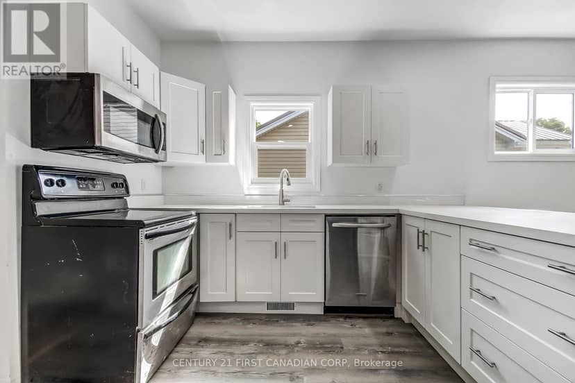 76 Chestnut Street — photo 9 of 26