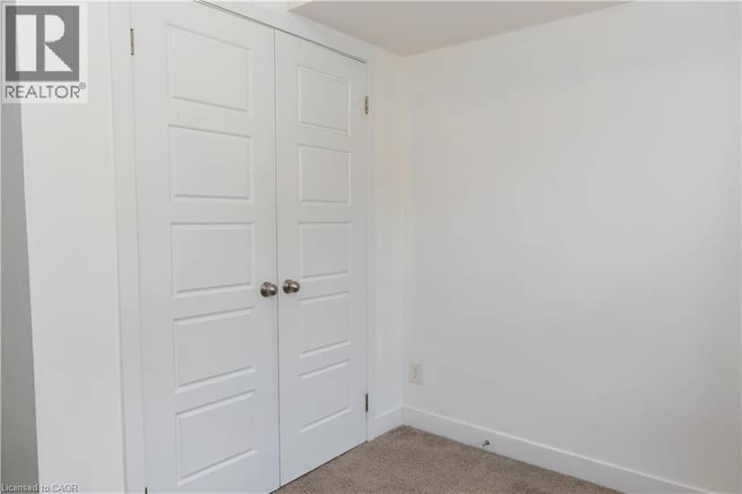 190 CENTURY HILL Drive Unit# A5 — photo 14 of 24