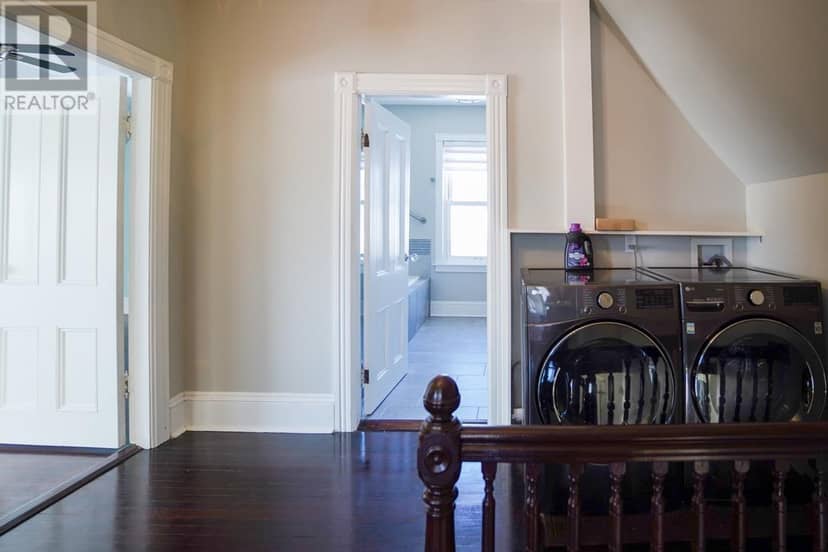 250-252 Central Street — photo 22 of 40
