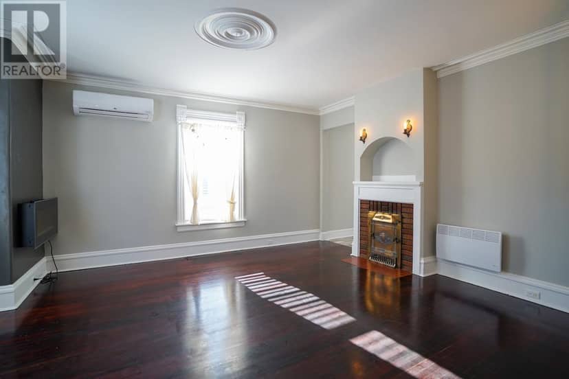 250-252 Central Street — photo 5 of 40