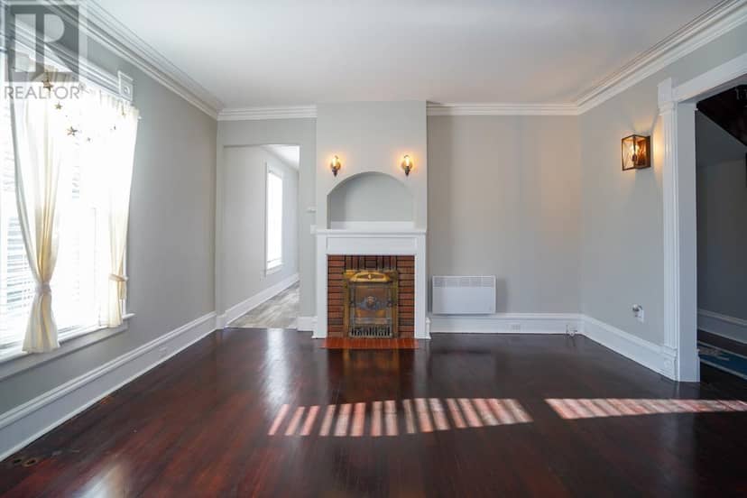 250-252 Central Street — photo 6 of 40