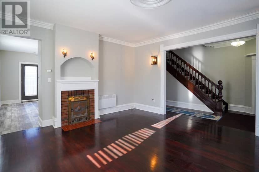 250-252 Central Street — photo 8 of 40