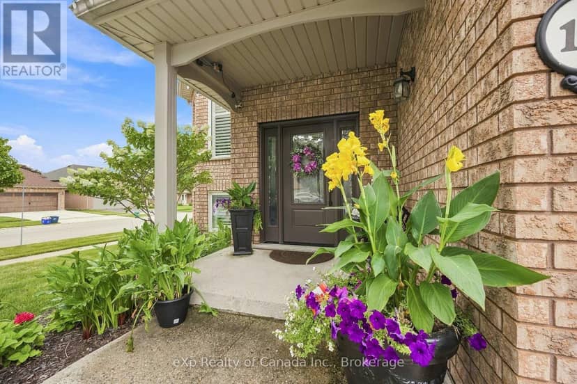 17 Varley Crescent — photo 14 of 40