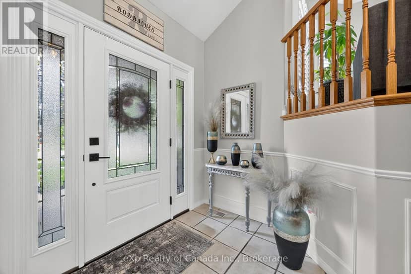 17 Varley Crescent — photo 15 of 40