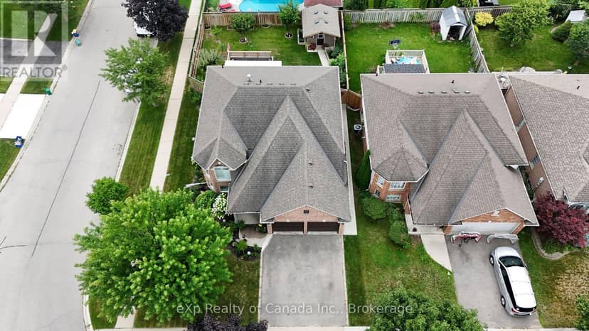 17 Varley Crescent — photo 5 of 40