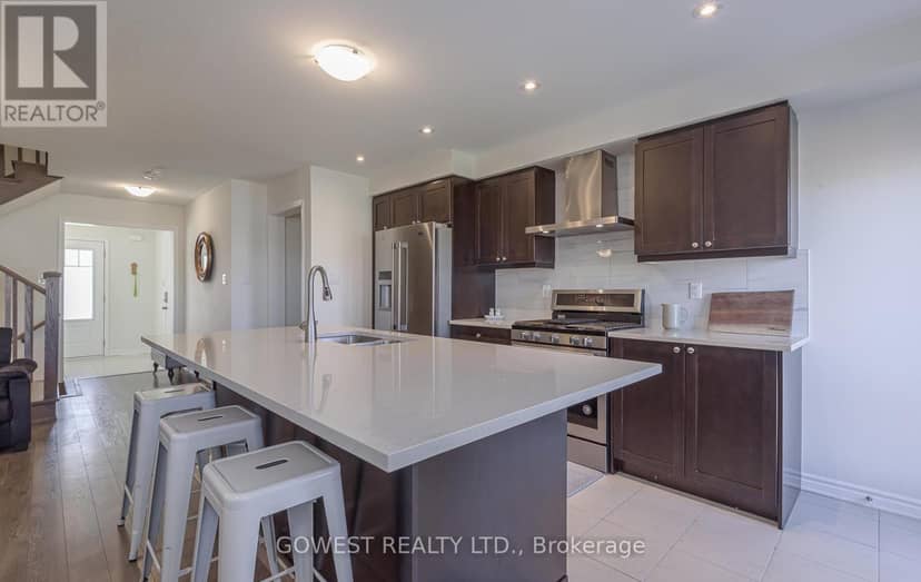 45 Stother Crescent — photo 12 of 40