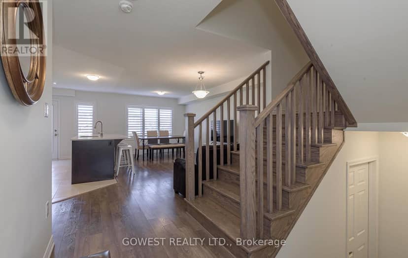 45 Stother Crescent — photo 6 of 40