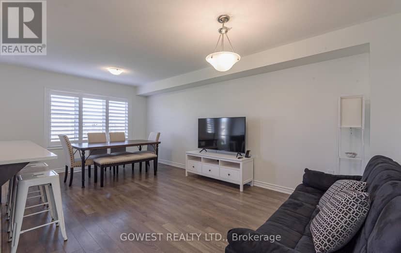 45 Stother Crescent — photo 7 of 40
